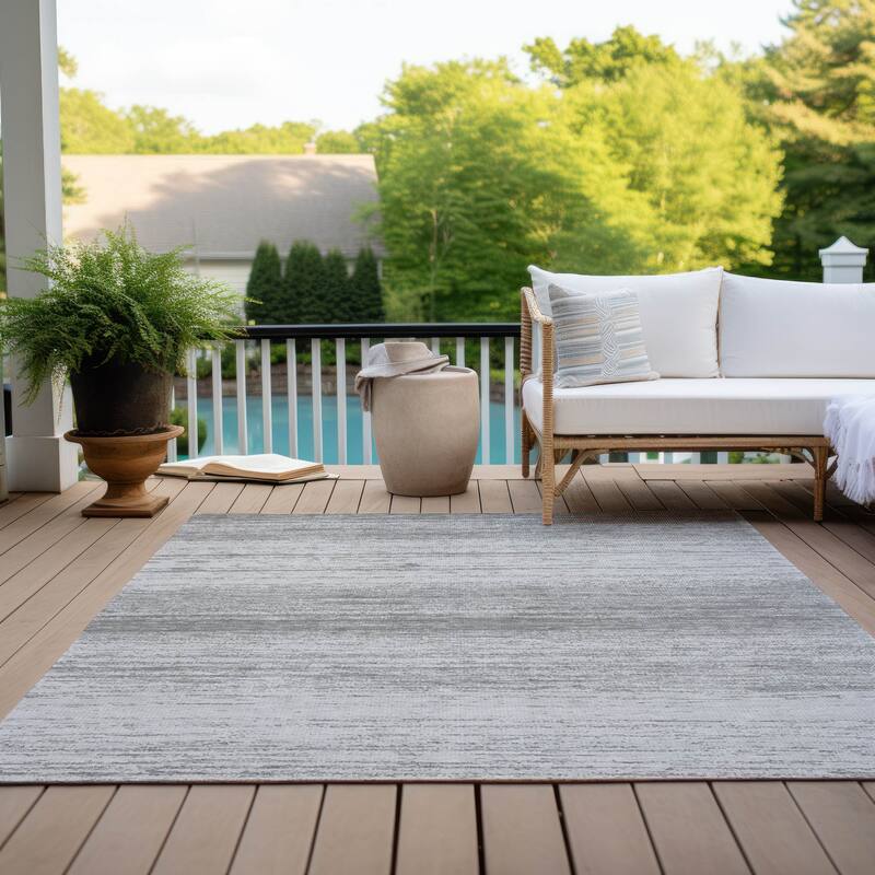 Machine Washable Indoor/ Outdoor Chantille Ombre Rug