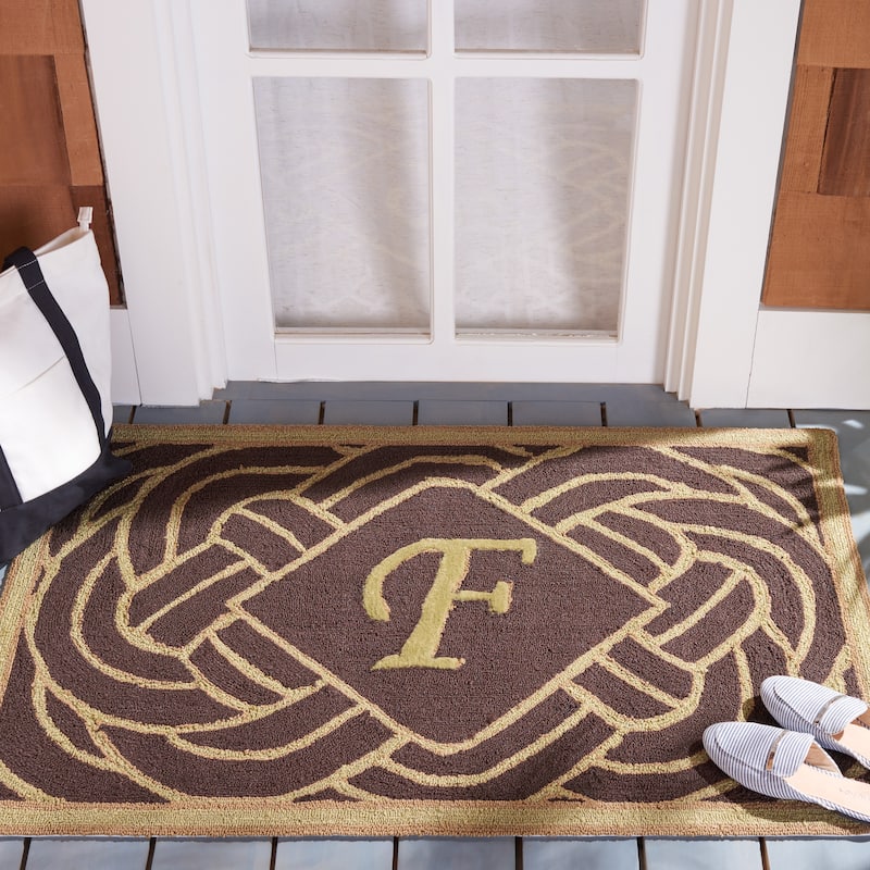 SAFAVIEH Hand-hooked Monogram Radica M Chocolate Rug - 2' 6" x 4' - Chocolate - F