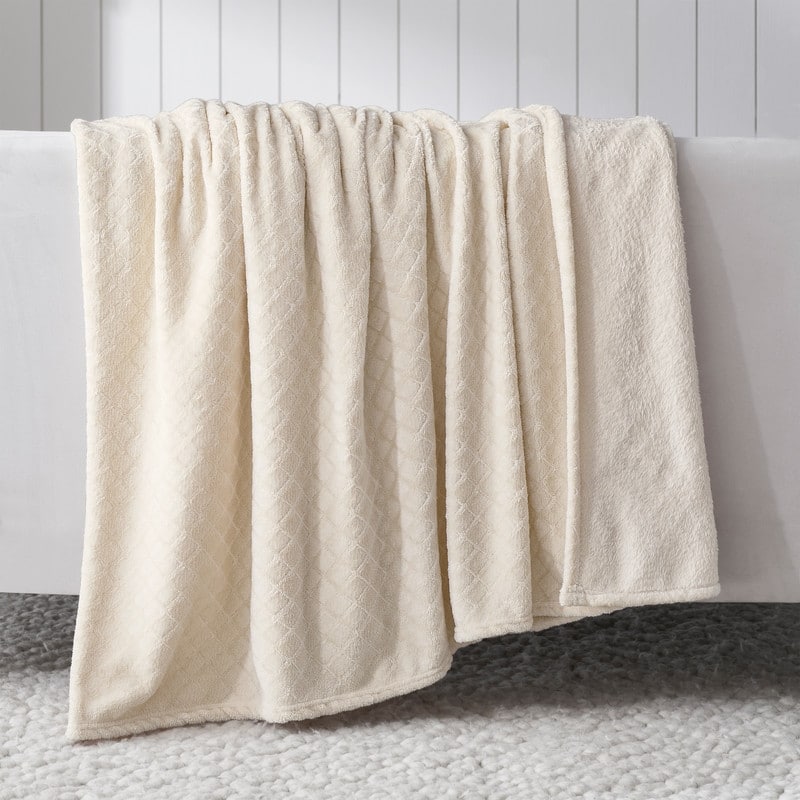 Superior Alaska Quilted Diamond Plush Fleece Blanket For Couch or Bed