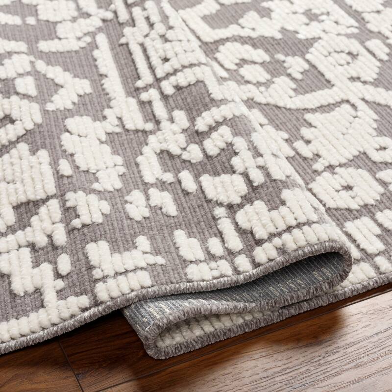 Livabliss Jenkins Traditional Machine Washable Area Rug