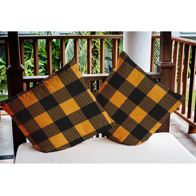 Buffalo Plaid Indoor/Outdoor Throw Pillow