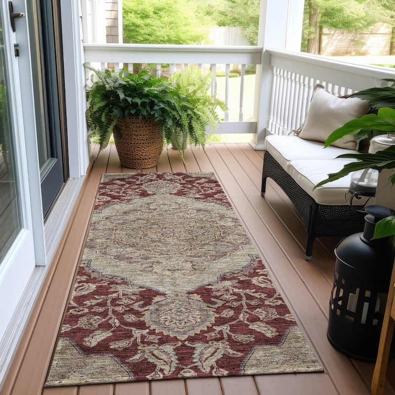Machine Washable Indoor/ Outdoor Traditional Medallion Chantille Rug