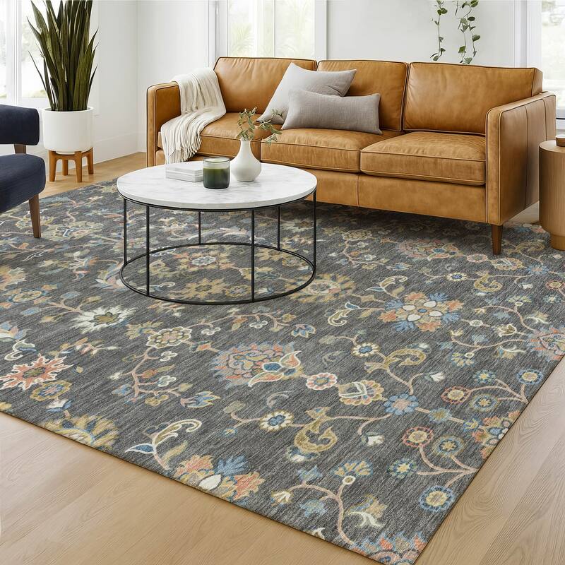 Machine Washable Indoor/ Outdoor Traditional Basalt Chantille Rug