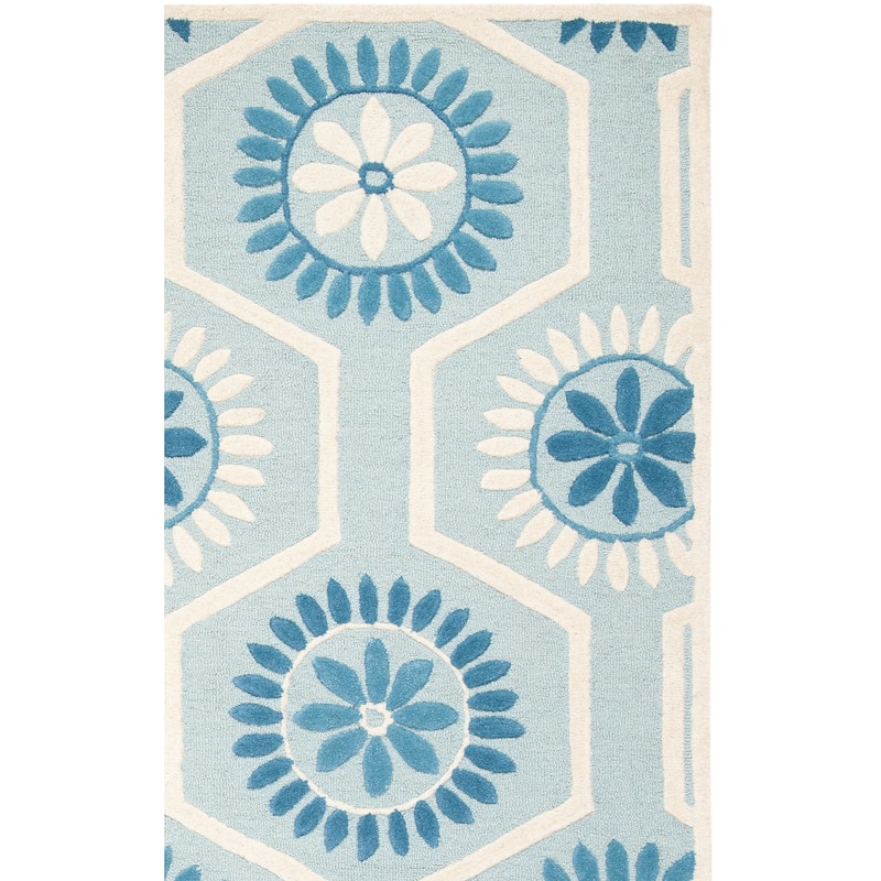 SAFAVIEH Handmade Cambridge Edeltraud Modern Moroccan Wool Rug