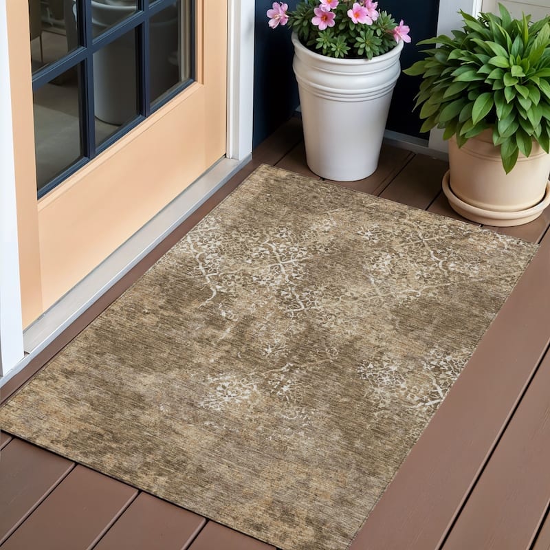 HomeRoots Floral Transitional Rectangle Outdoor Rug - 3' x 5'