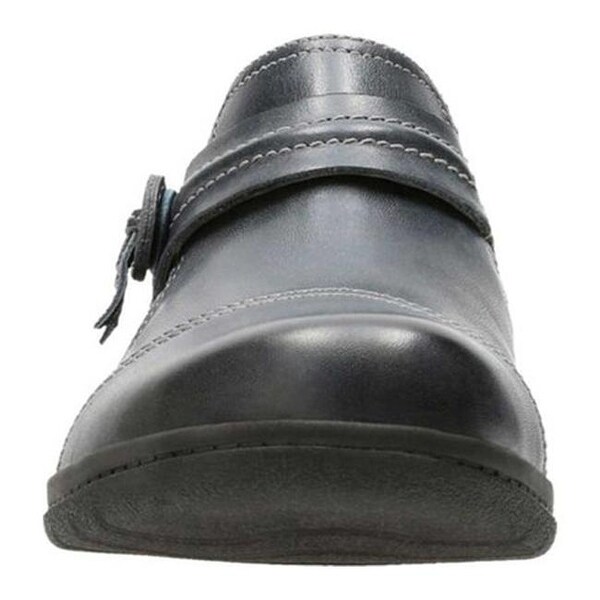 clarks cheyn madi navy