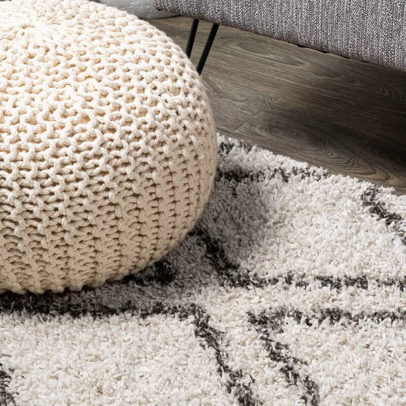 JONATHAN Y Algaida Diamond Trellis Shag Area Rug