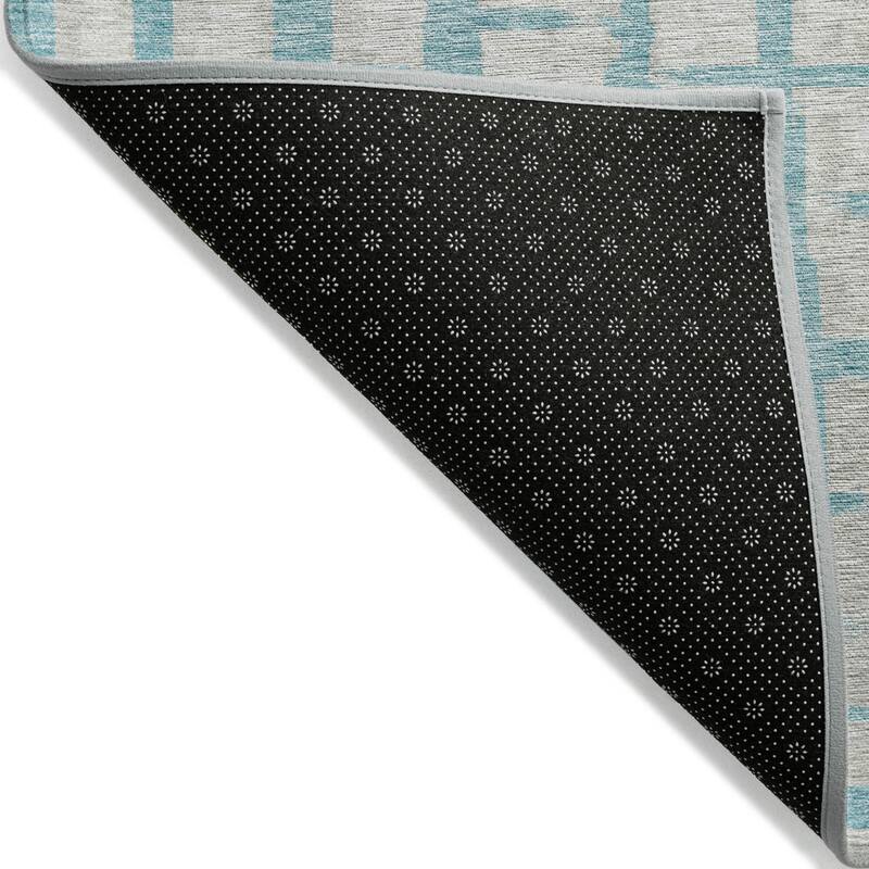 HomeRoots Striped Transitional Rectangle Outdoor Rug