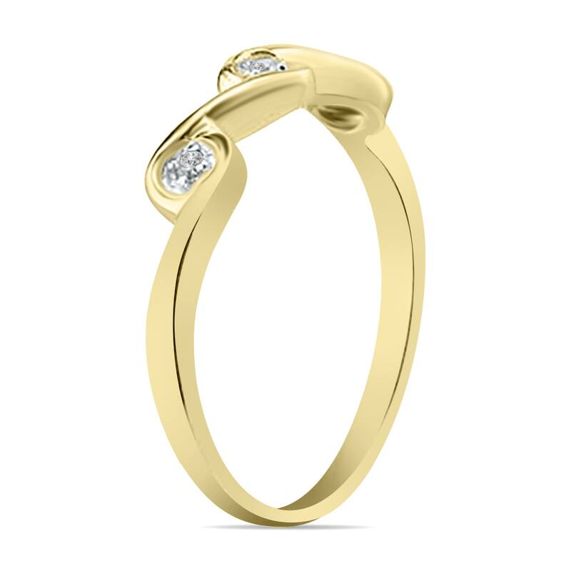 Marquee 3 Stone Diamond Wave Band in 10k Yellow Gold