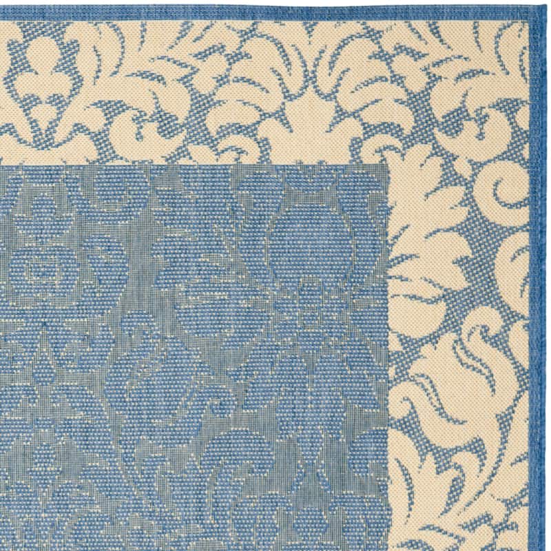 SAFAVIEH Courtyard Peggie Indoor/ Outdoor Patio Backyard Rug