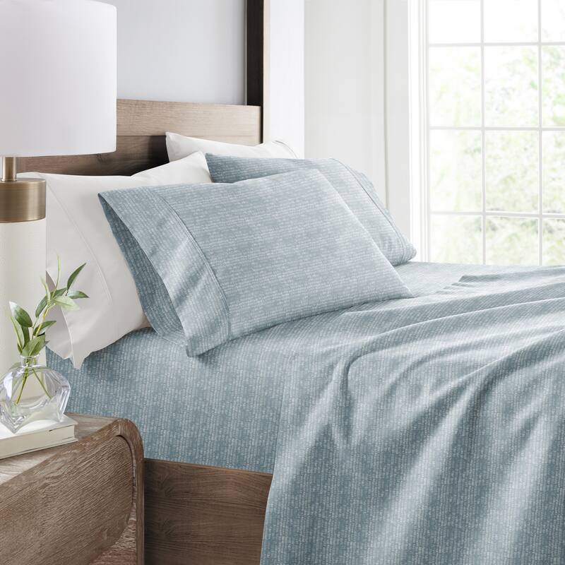 Soft Lines Patterned Ultra-Soft Bed Sheet Set