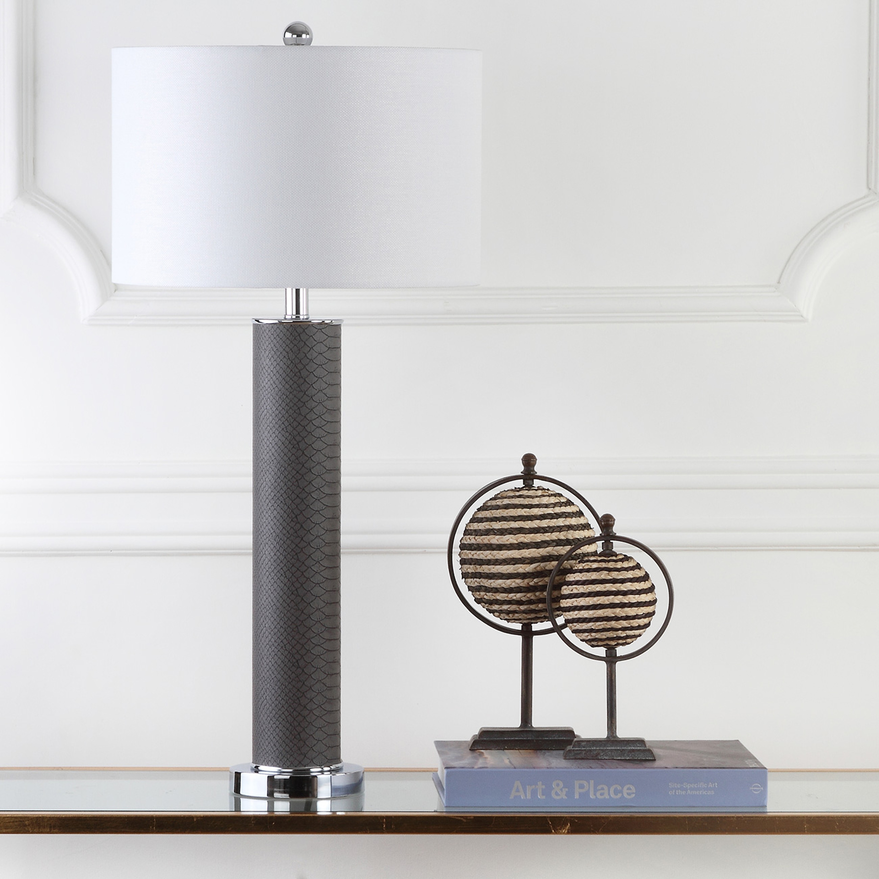 SAFAVIEH Lighting Tomika 32-inch Faux Alligator Grey Table Lamp (Set of 2) - 15"x15"x31.5" - 15Wx15Dx32H