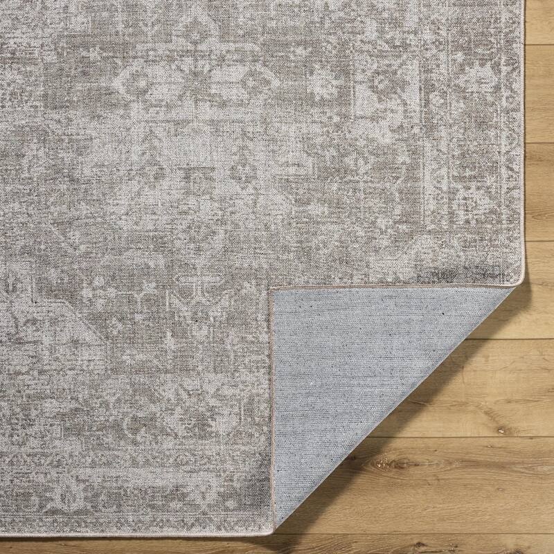 Livabliss Judie Traditional Area Rug