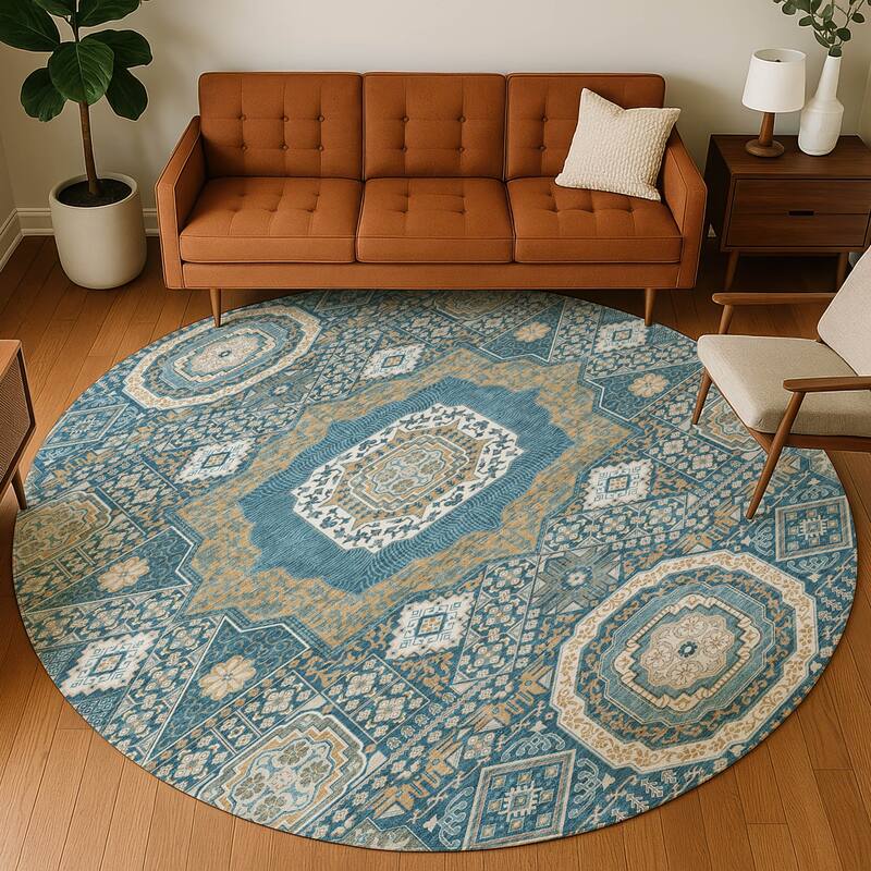 Machine Washable Indoor/ Outdoor Traditonal Isaiah Chantille Rug