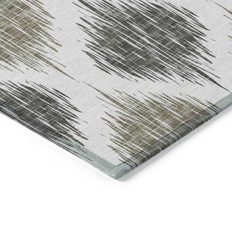 Machine Washable Indoor/ Outdoor Chantille Geo Contemporary Rug