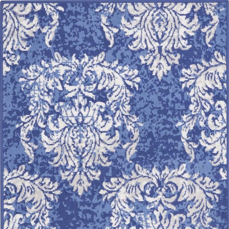 Power Loomed Distressed Stain Resistant Area Rug - 60' X '36' X '0.39