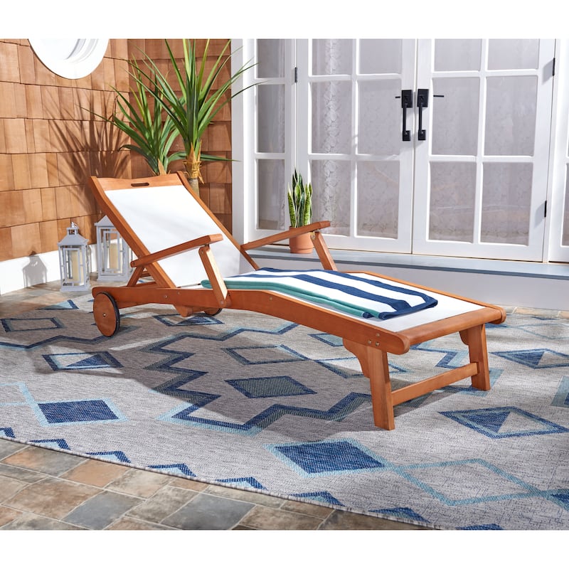 SAFAVIEH Outdoor Linie Sunlounger with Wheels - 25Wx36Dx71H