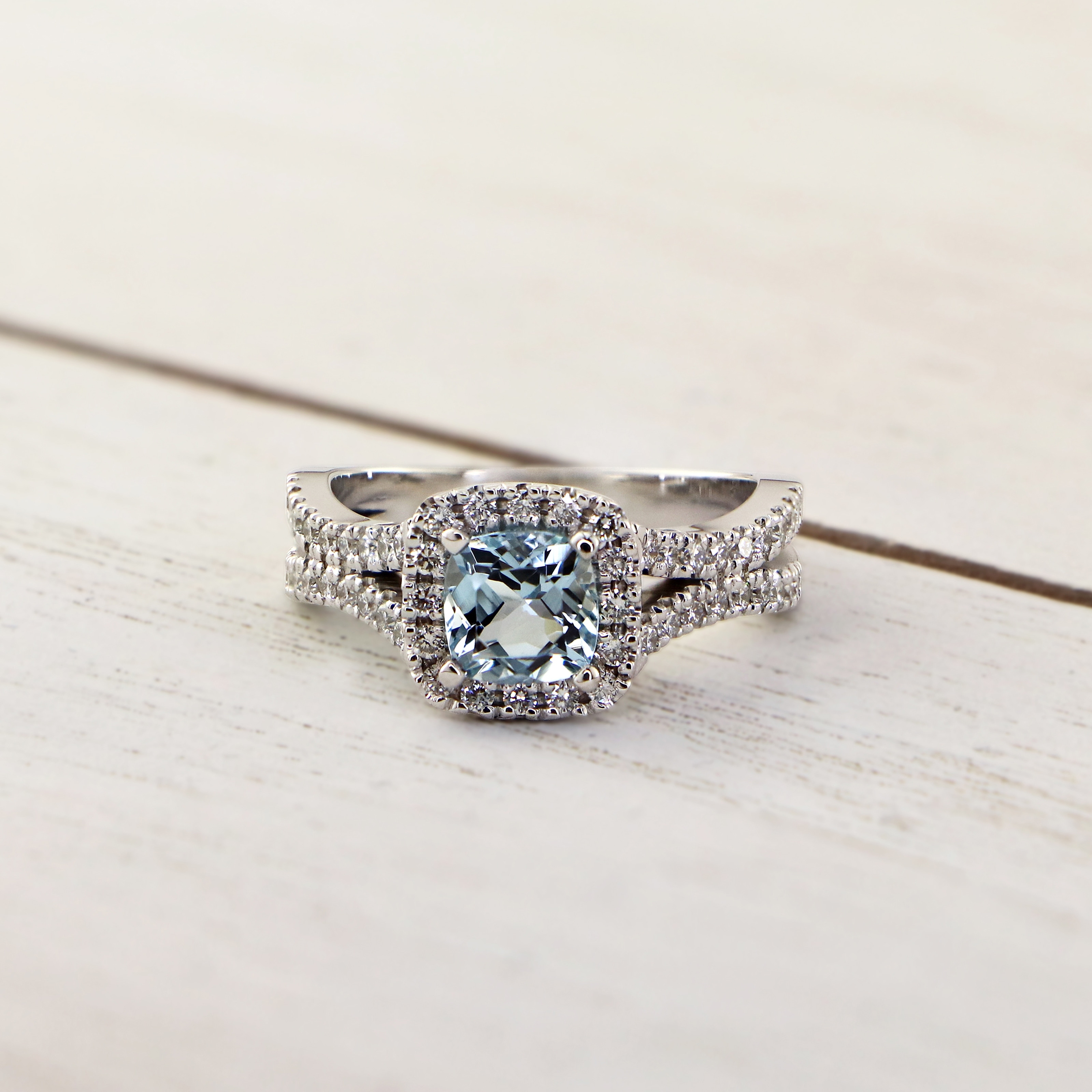 Auriya 1/2ct Cushion-cut Aquamarine Halo Diamond Engagement Ring