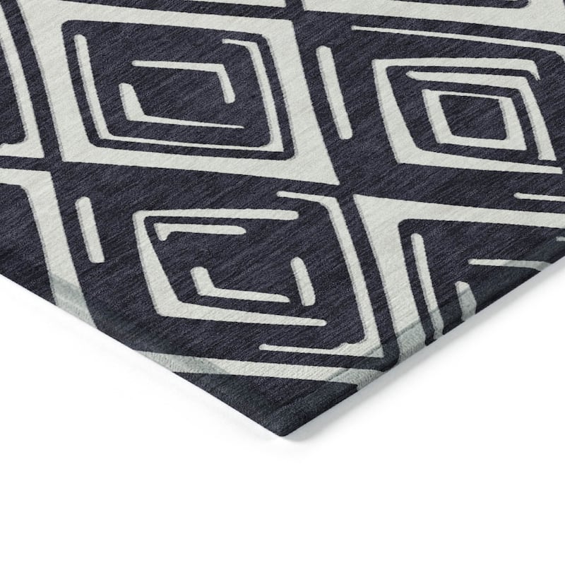 HomeRoots Geometric Transitional Rectangle Outdoor Rug