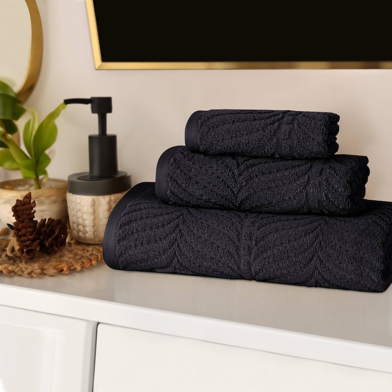 Superior Chevron Zero Twist Jacquard Cotton 3 Piece Bathroom Towel Set - Black