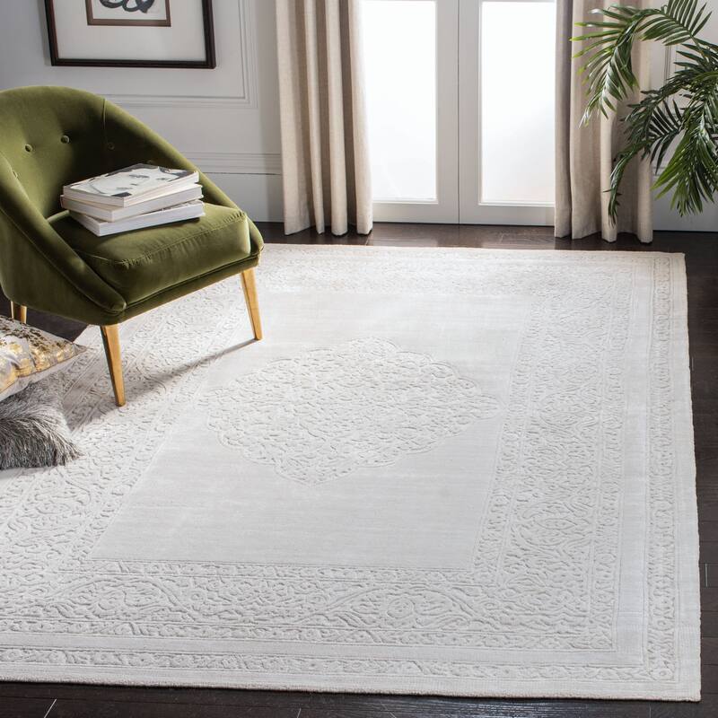 SAFAVIEH Handmade Mirage Narciza Modern Abstract Viscose Rug - 6' x 9' - Ivory