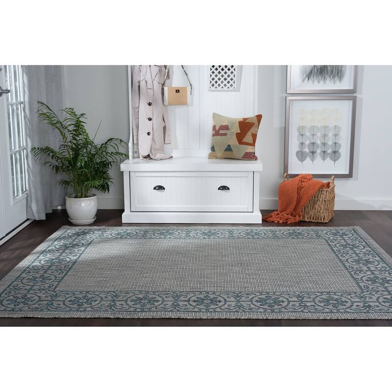 Colonnade Traditional Border Indoor/Outdoor Area Rug