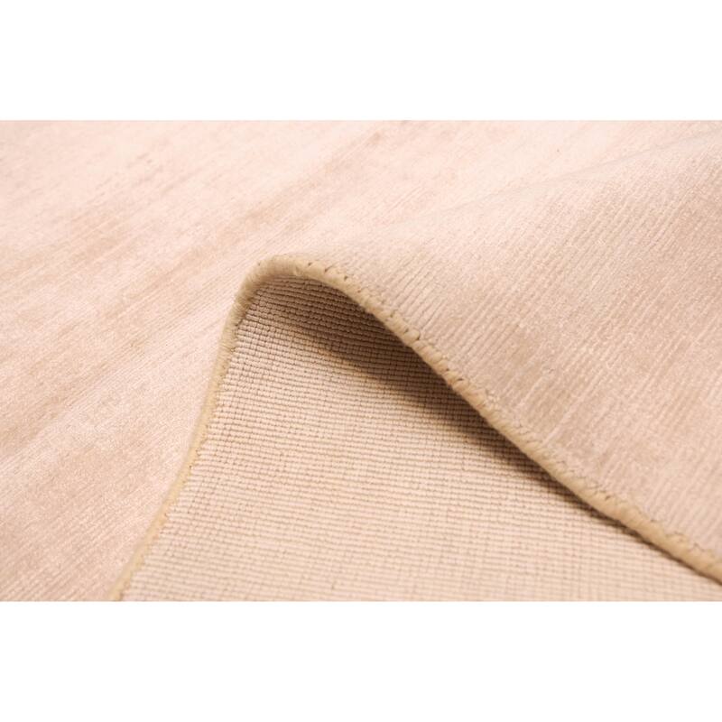 ECARPETGALLERY Hand Loomed Loreto Ivory Viscose Rug - 5'7 x 7'10