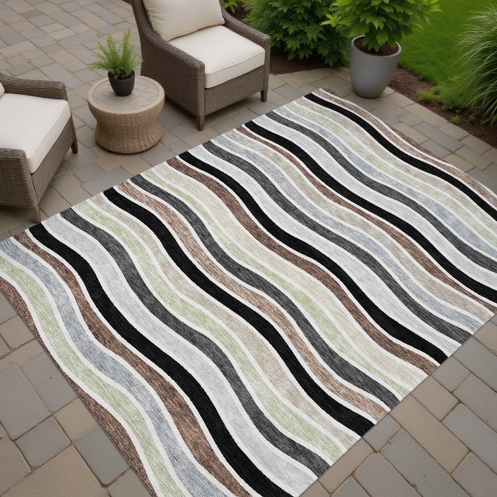 Machine Washable Indoor/ Outdoor Contemporary Stripe Chantille Rug