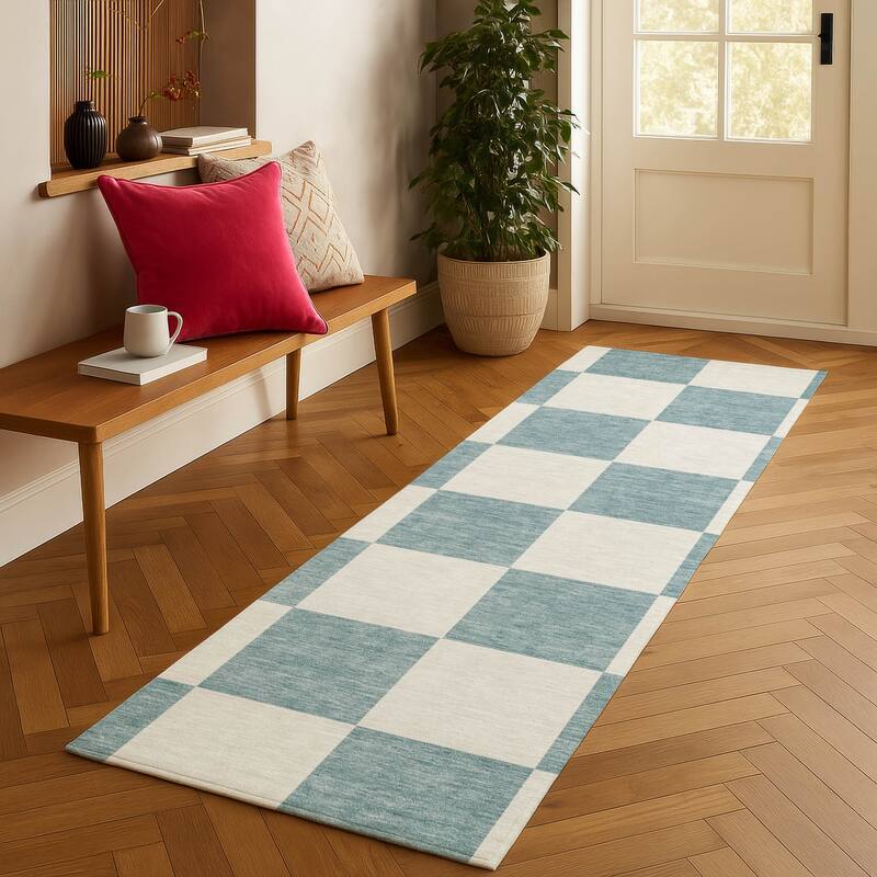Machine Washable Indoor/ Outdoor Modern Checker Chantille Rug