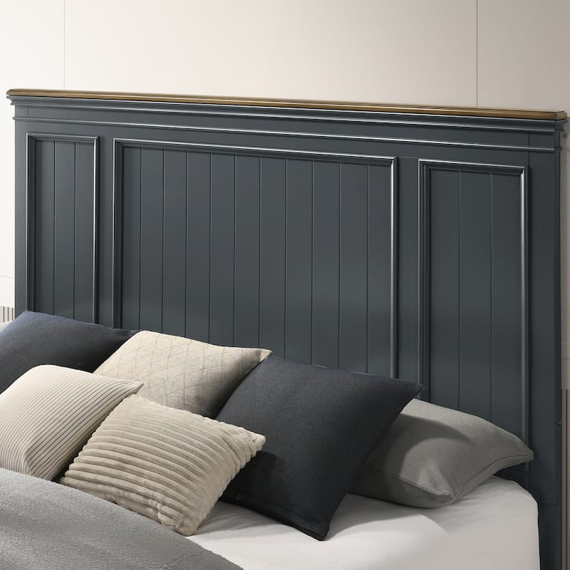 Roundhill Furniture Clelane Wood Bedroom Set with Bed, Dresser, Mirror, and Two Nightstands