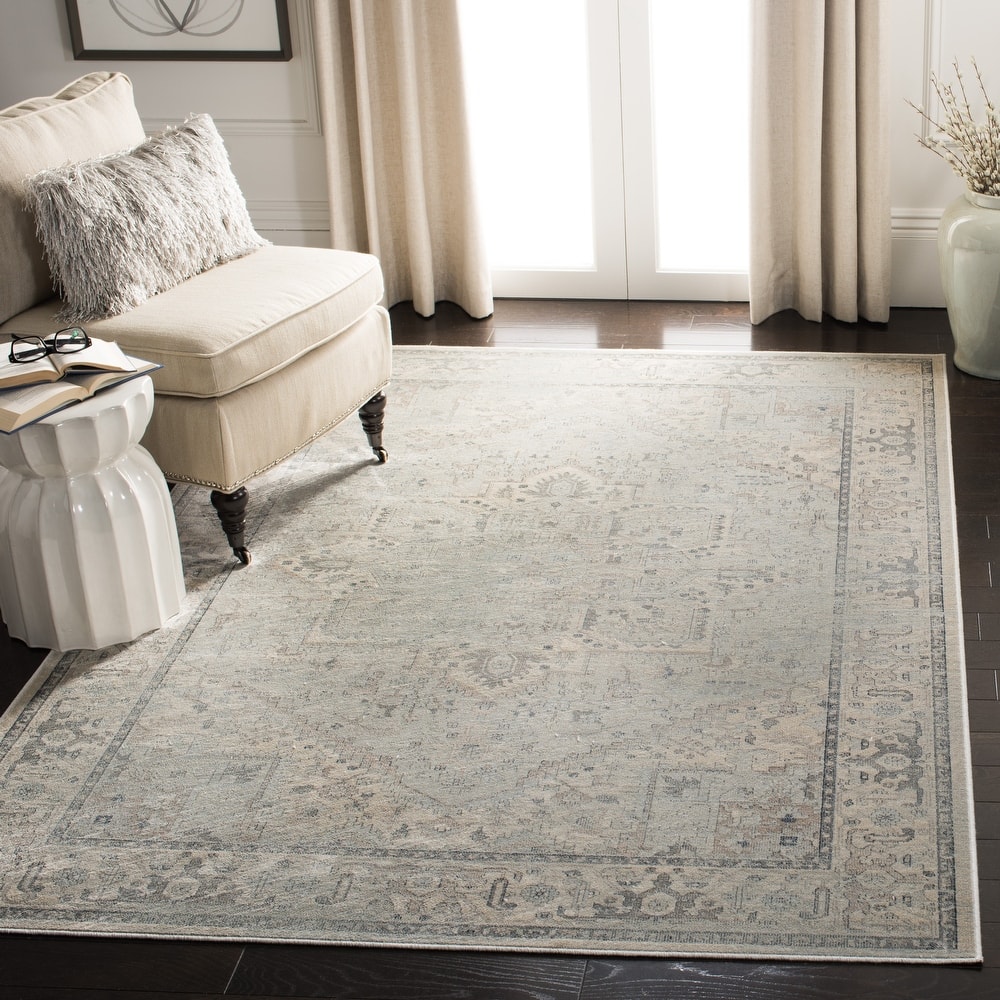 SAFAVIEH Vintage Lenna Oriental Distressed Viscose Rug