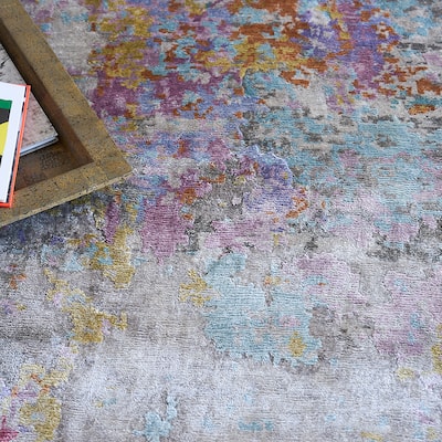 EXQUISITE RUGS Floor Art Hand-knotted Bamboo Silk Ivory/Multi Area Rug.