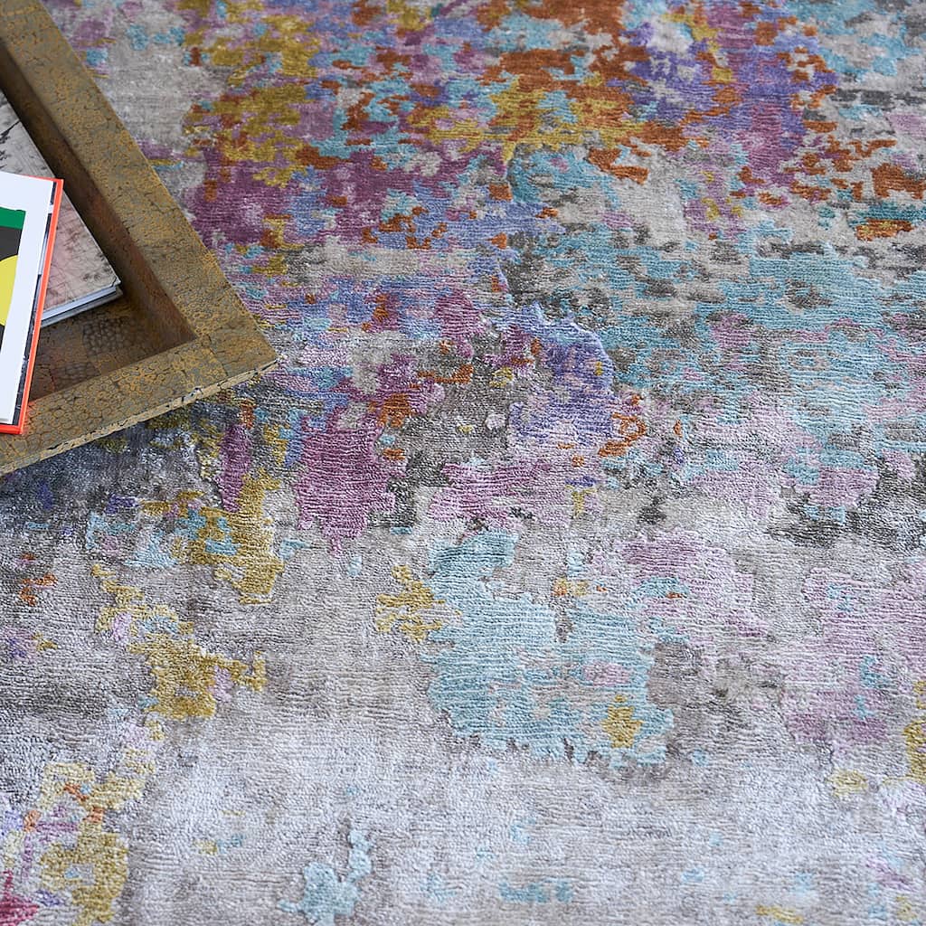 EXQUISITE RUGS Floor Art Hand-knotted Bamboo Silk Ivory/Multi Area Rug.