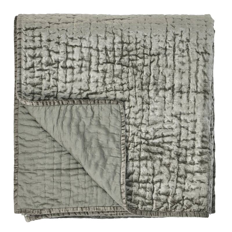 Dimitry 100% Rayon Velvet Quilt by Kosas Home