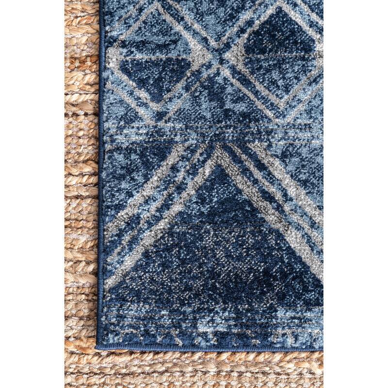 Nuloom Transitional Saha Tribal Geo Striped Area Rug