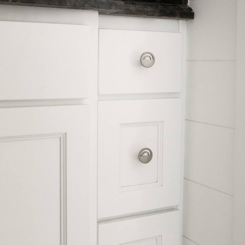 Hapny Home H22 Horizon 1-1/2" Round Modern Luxury Designer See Through