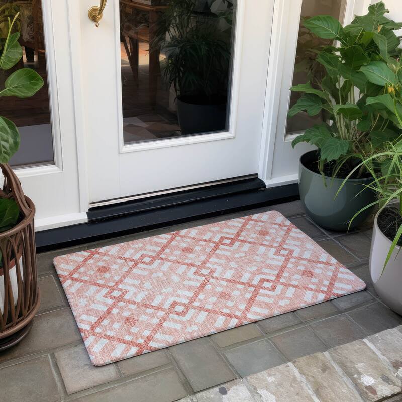 Machine Washable Indoor/ Outdoor Chantille Contemporary Trellis Rug
