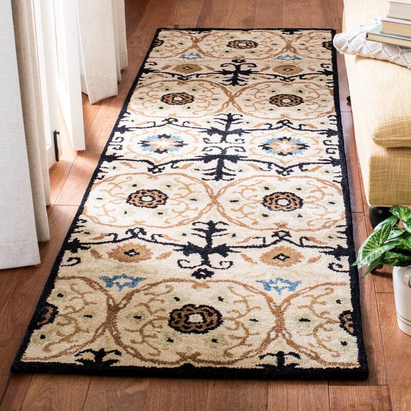 SAFAVIEH Handmade Soho Idamarie Gramercy N.Z. Wool Rug - 2'6" x 8' Runner - Ivory/Multi