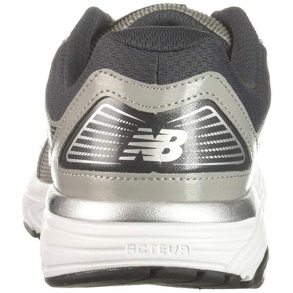 new balance m560cm7