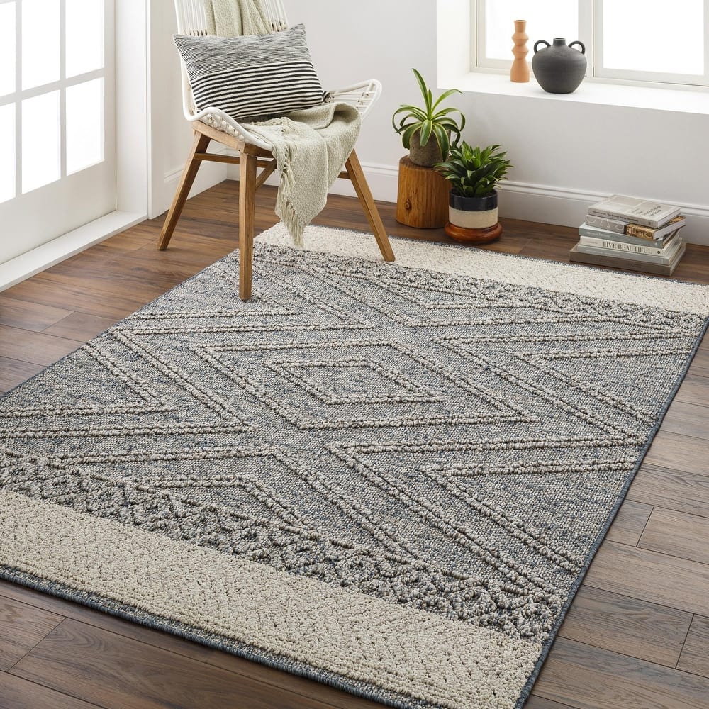 Livabliss Sarasota Scandinavian Diamond Indoor / OutdoorArea Rug