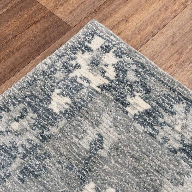 Alora Decor Tabatha Hand-tufted Wool Blend Rug