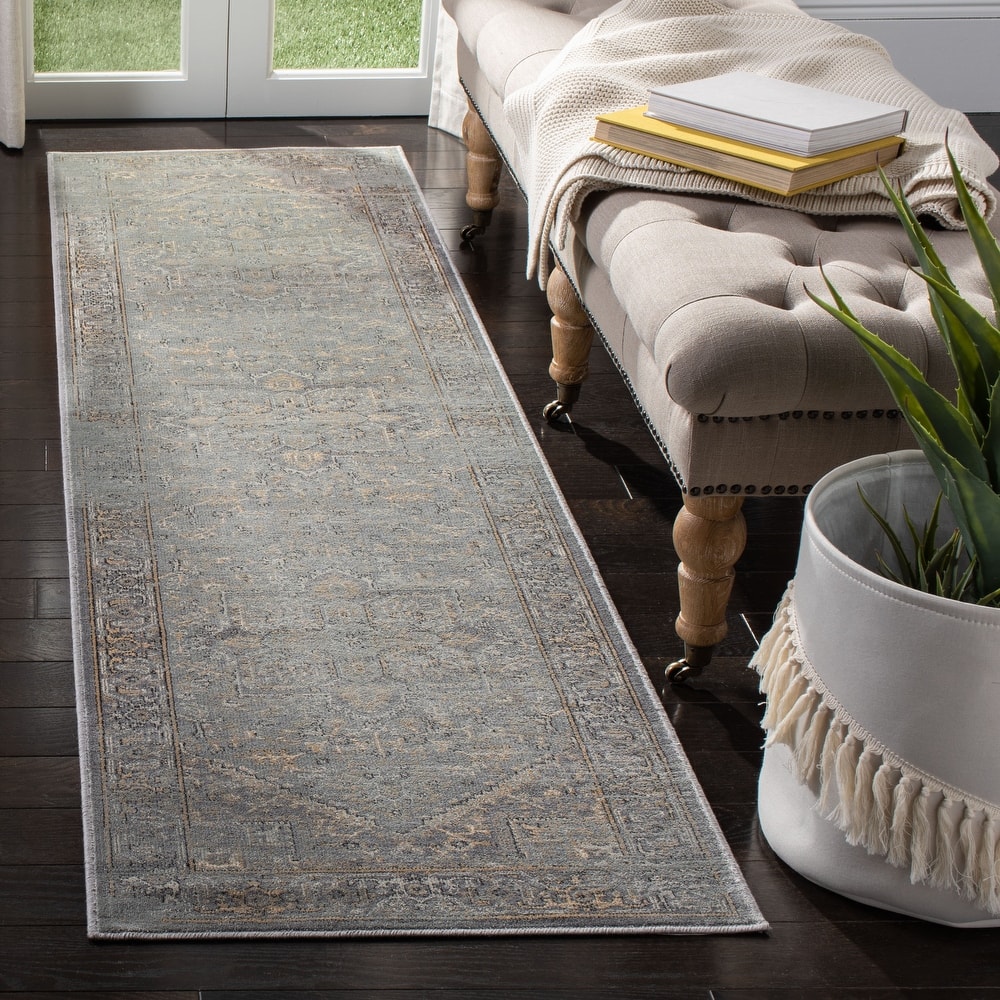 SAFAVIEH Vintage Lenna Oriental Distressed Viscose Rug