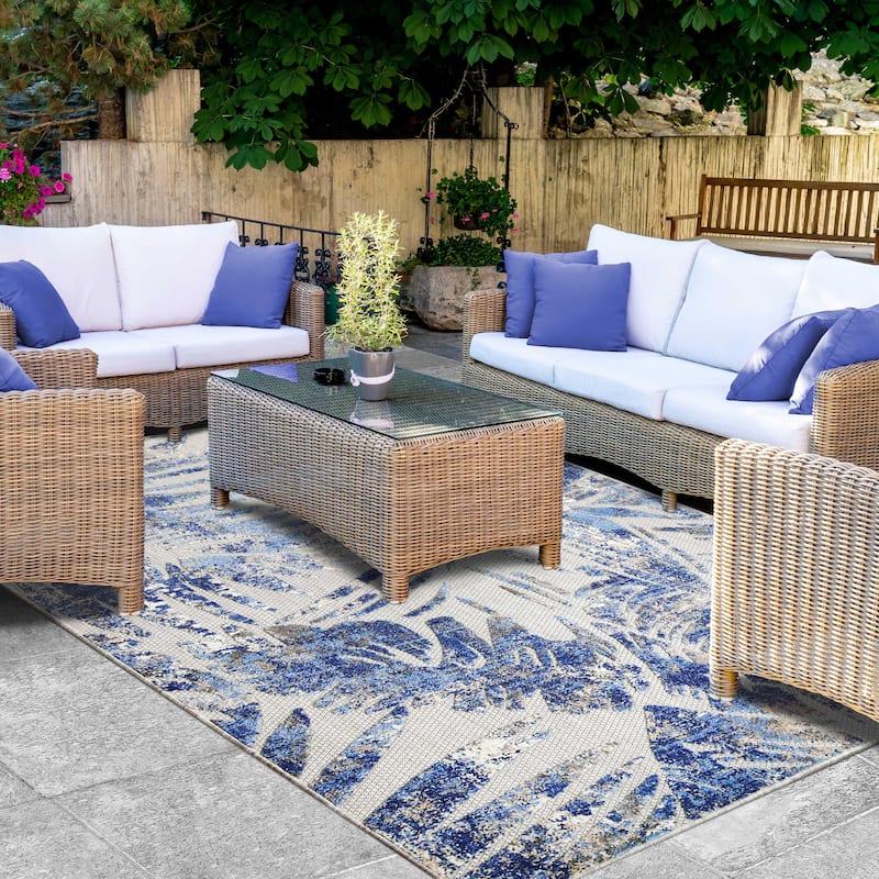 Superior Tropical Leaves Coastal Indoor Outdoor Area Rug - 7' 9" x 9' 8" - Grey