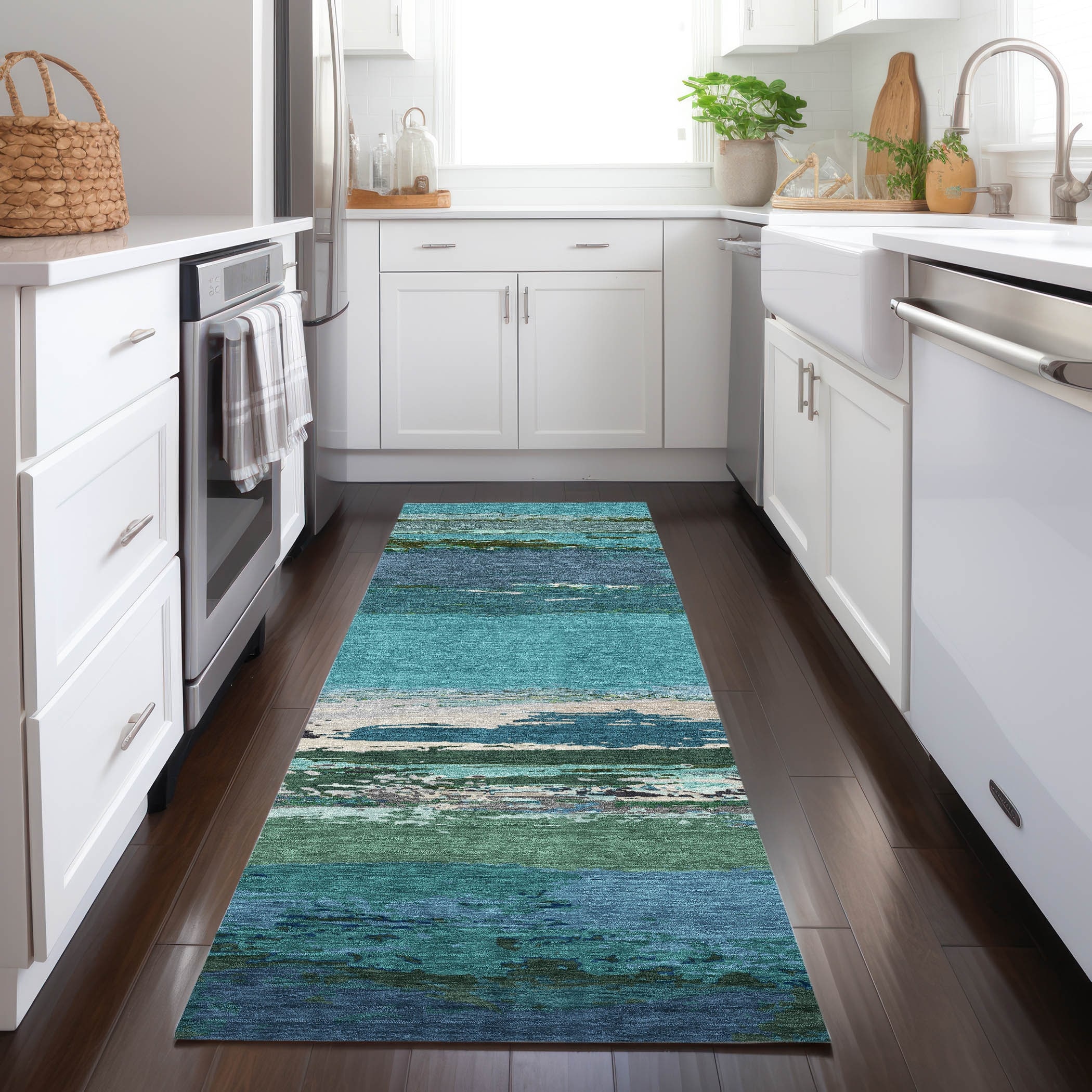 Machine Washable Indoor/ Outdoor Ombre Stripes Chantille Rug