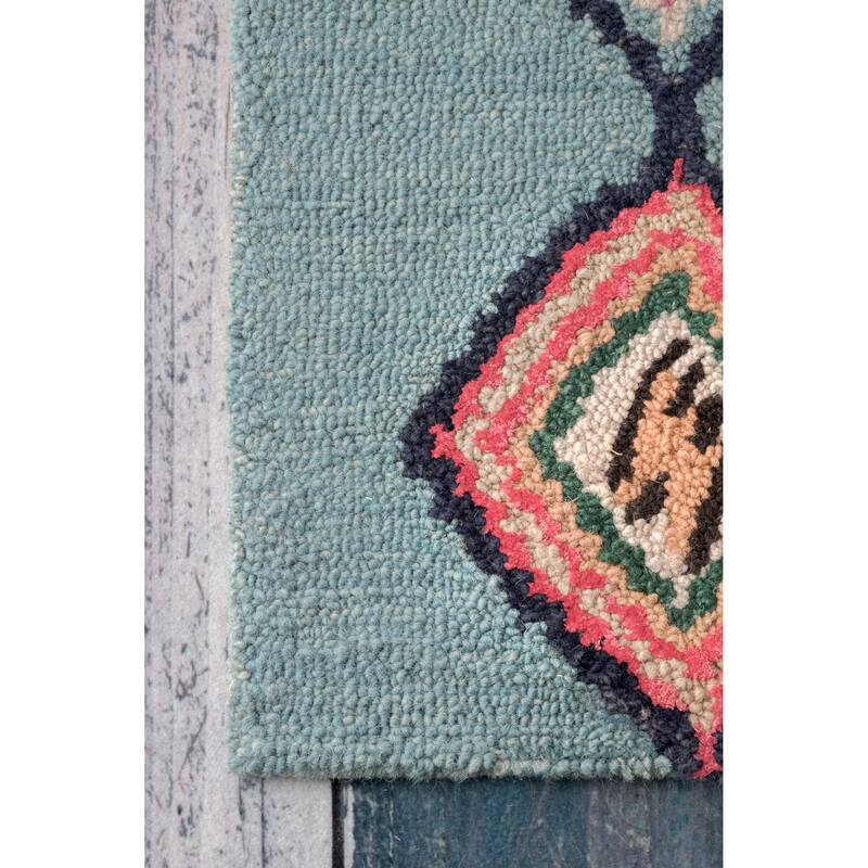 Nuloom Hand Tufted Wool Moroccan Triangle Rug