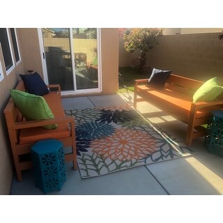 Dandelion Outdoor 12-inch &14-inch 2-piece Floral Side Table Set by Christopher Knight Home