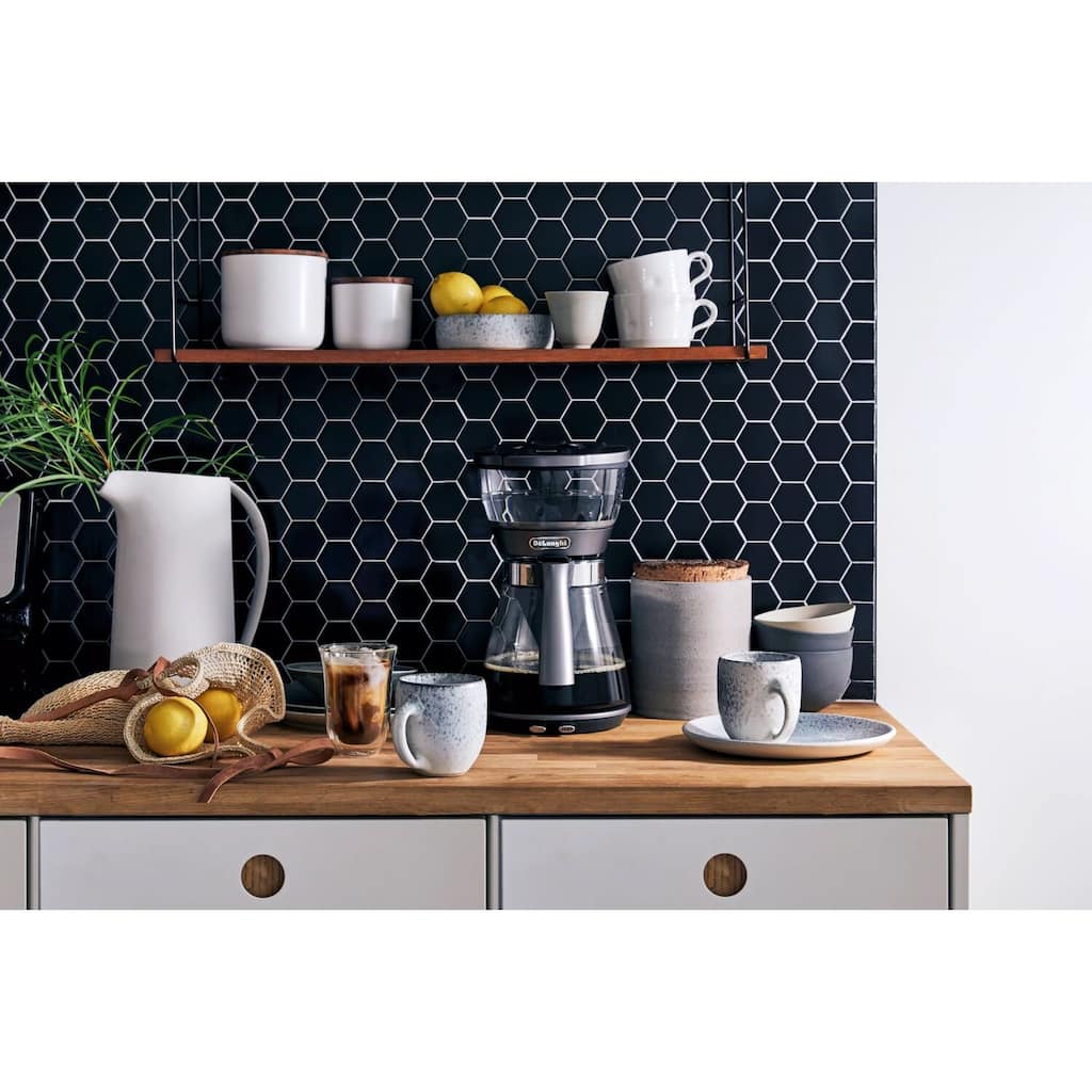 De'Longhi 3-in-1 Specialty 8-Cup Capacity Coffee Brewer with SCA Gold Cup, Over Ice, and Pour Over Brewing Methods