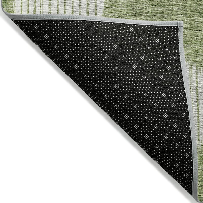Machine Washable Indoor/ Outdoor Chantille Contemporary Dotty Rug