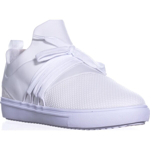 lancer sports shoes white