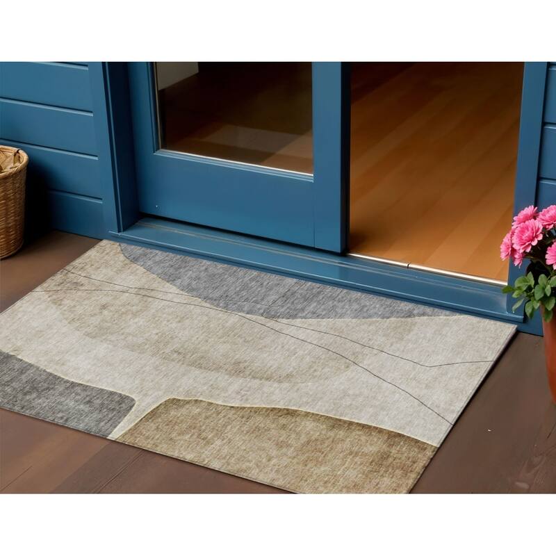 HomeRoots Abstract Transitional Rectangle Outdoor Rug - 3' x 5'